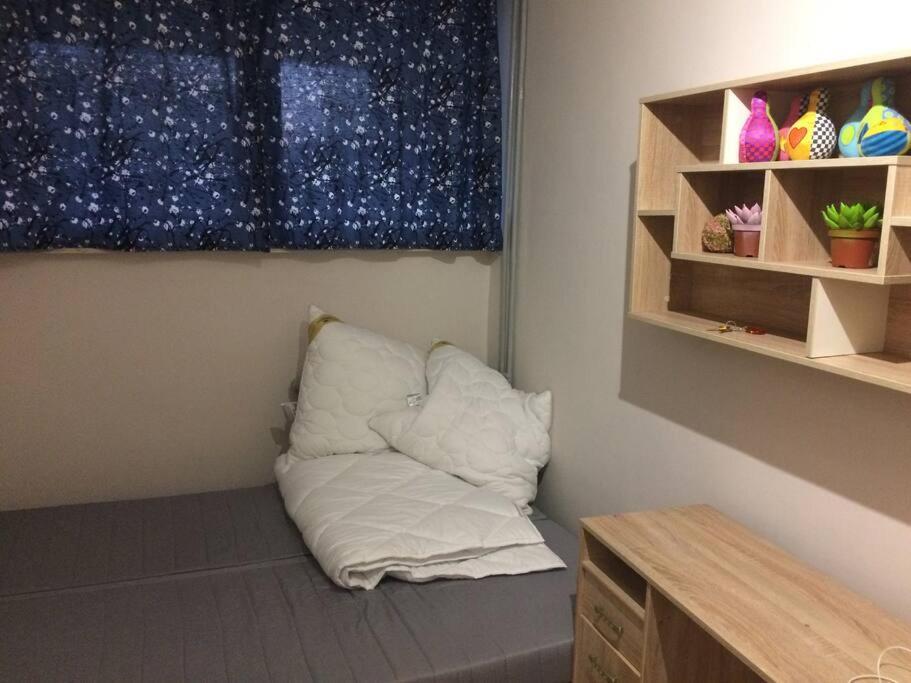 Nice Room, Комната, Pokoj Miedzy Airport Wro A Centrum 弗罗茨瓦夫 外观 照片